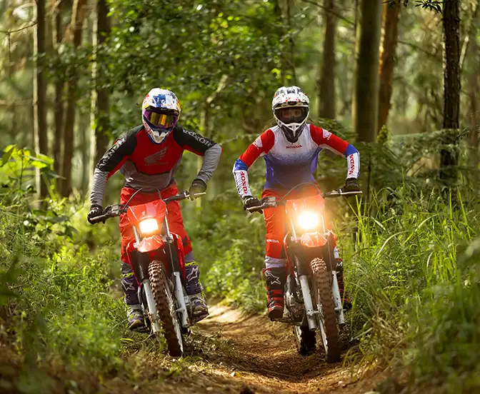 Honda_CRF300_2025_R5_-899